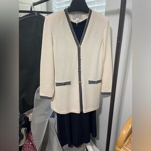 St John Collection by Marie Gray 2 Piece Set